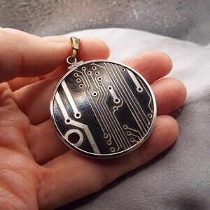 VIRGIL CANTINI RARE OOAK PITTSBURGH FAMOUS SCULPTOR COMPUTER CHIP STEEL PENDANT
